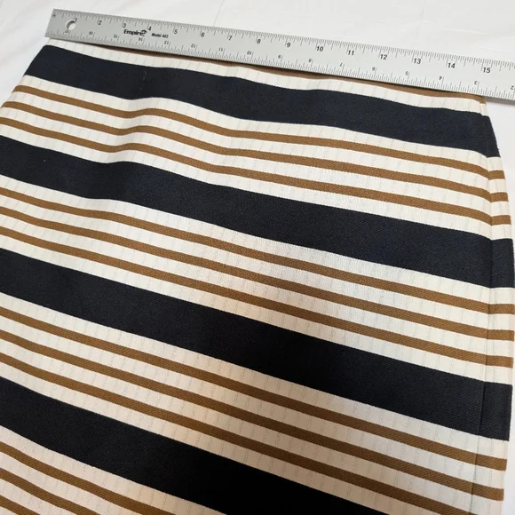 Ann Taylor Loft Size 4 Woman's Pencil Straight Skirt Striped Lined - Picture 7 of 8